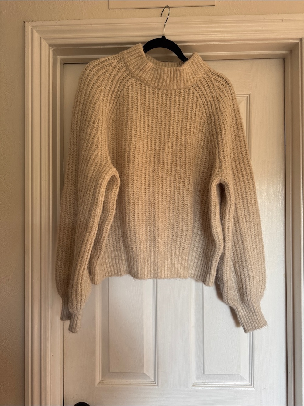 Universal Thread Cream Chunky Ribbed Turtleneck Sweater